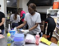 DMU students help refugees in New York