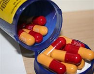 Warning issued as study uncovers antibiotics being handed out without prescription