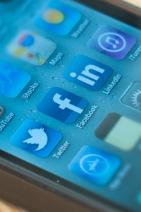 dmu-social-media
