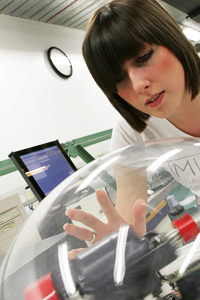 laboratories-3-img