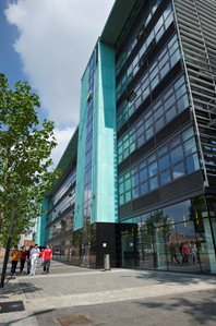De-Montfort-University-Campus-Tour