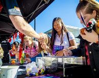 Record numbers of freshers sign up to community volunteering