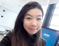 Research student wins national award for showing fungi can be greener way to dye textiles