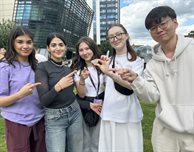 DMU's global network of students enjoy their 'beautiful' visit to Leicester
