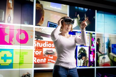 DMU_research-wed-tech-807