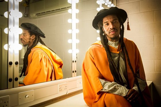 DMU-grads-22nd-am-150