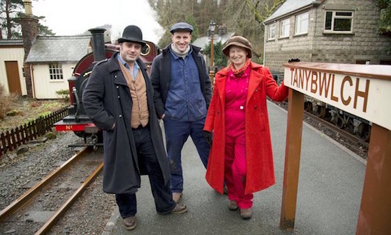 INSET full steam ahead copy