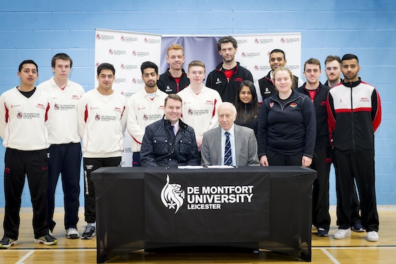 DMU-cricket THUMB1-636 copy