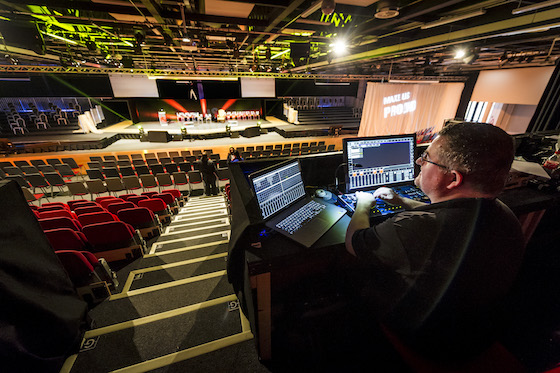 INSIDE the venue - INSET