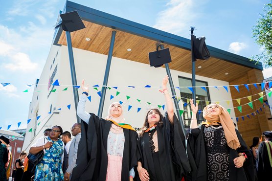 THE VENUE - grads outside