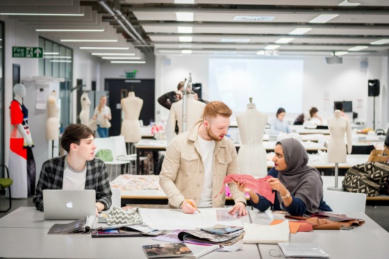 Fashion buyer graduate jobs london