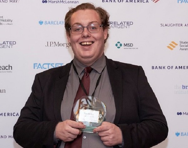 Student receives Social Mobility Award in prestigious ceremony at the ...
