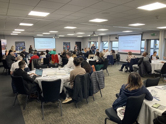 UP international (3)