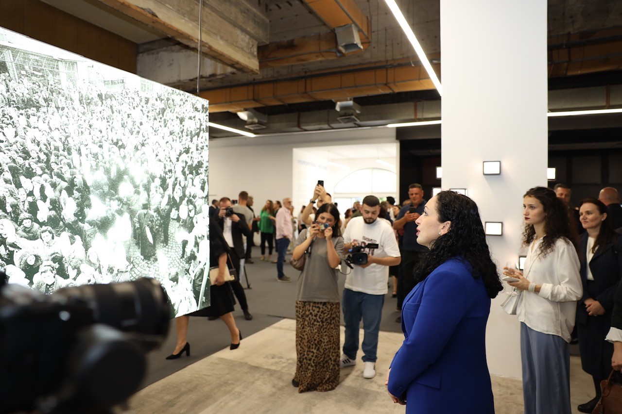 exhibition - meeting house