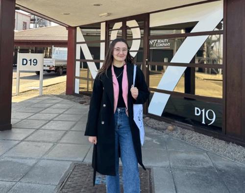 Clearing, cosmetics and confidence: Rebecca's journey to securing work experience at UK beauty giant