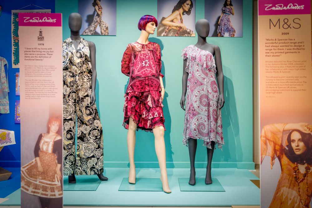 Zandra-Rhodes-gallery-7383