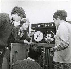 7.-computer-class-1962