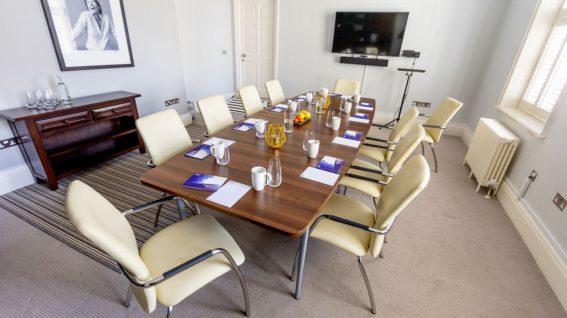 1 Richmond Street meeting room