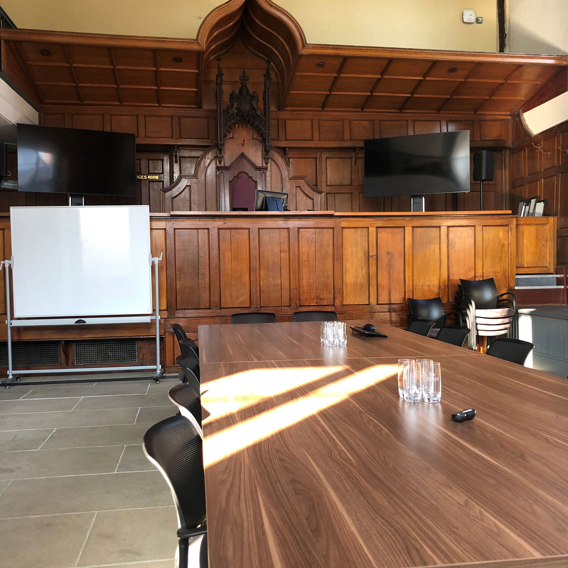 Leicester Castle courtroom 2