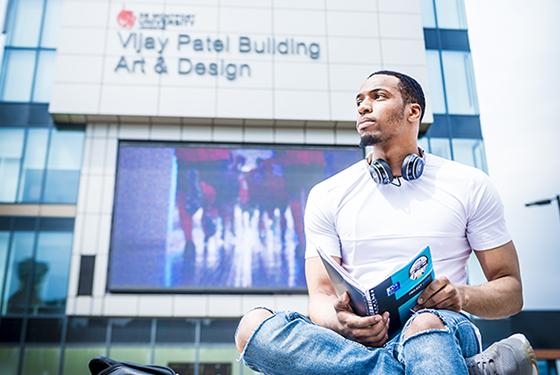 DMU-campus-VP-big-screen-main