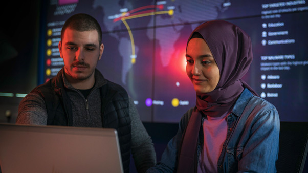 mfm-pair-computer-600-img