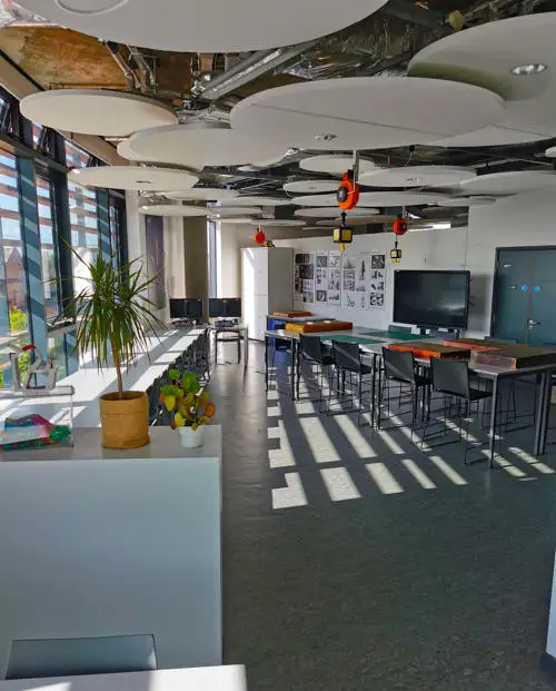 Footwear studio - Image 1