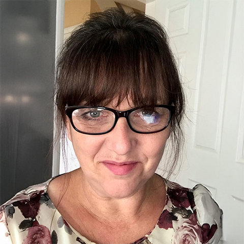 Profile picture for Julie Stokes