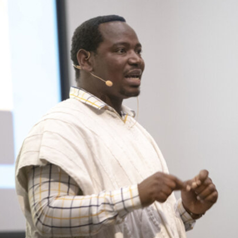 Profile picture for Moses Amagnya