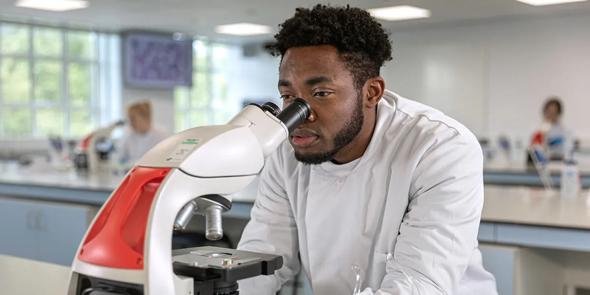 Pharmaceutical Biotechnology image_02